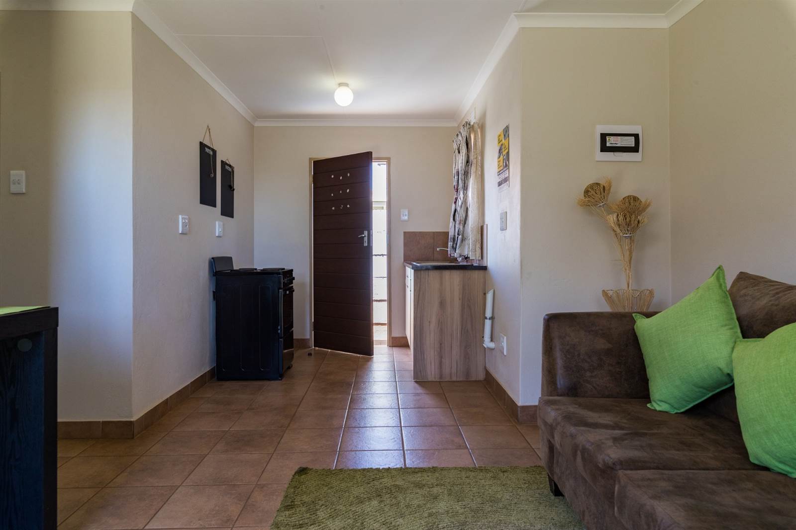 3 Bed House in Protea Glen photo number 6