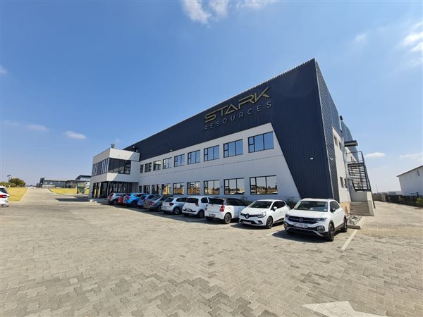 2 504  m² Industrial space