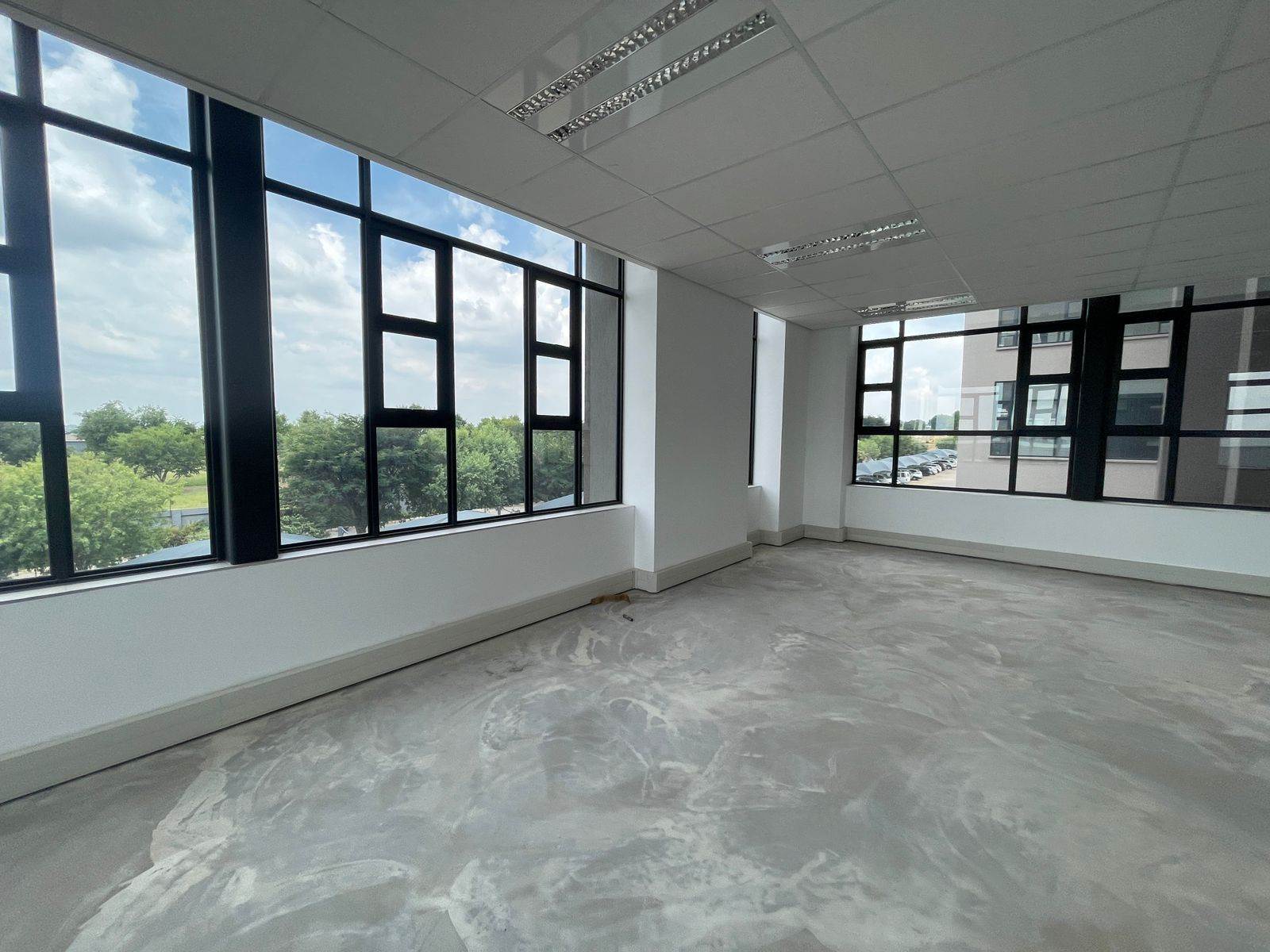 200  m² Commercial space in Parkhaven photo number 14