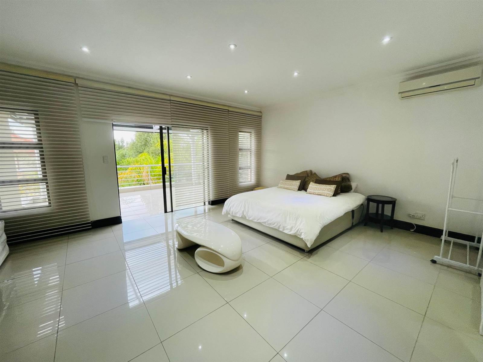 6 Bed House in Zambezi Country Estate photo number 10