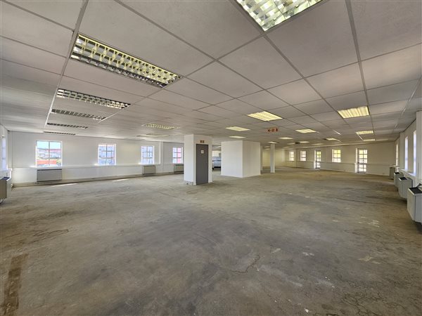 362.7  m² Commercial space