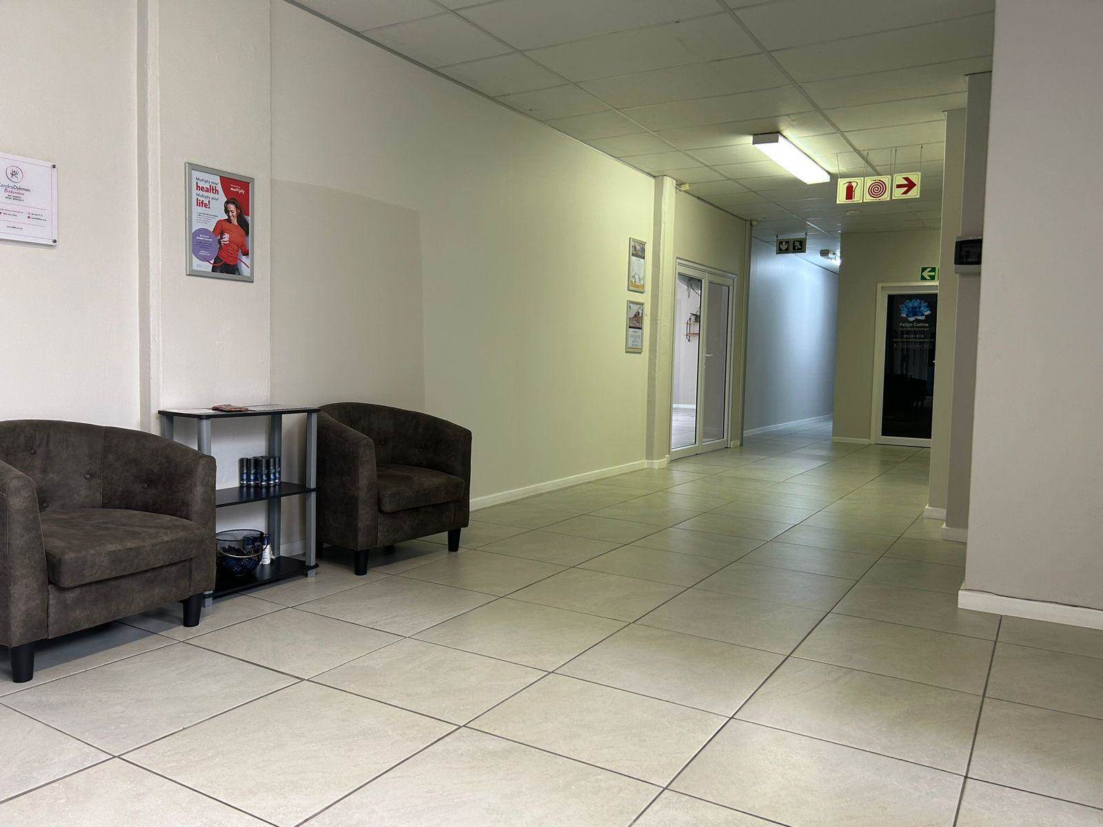 76  m² Commercial space in Northcliff photo number 5