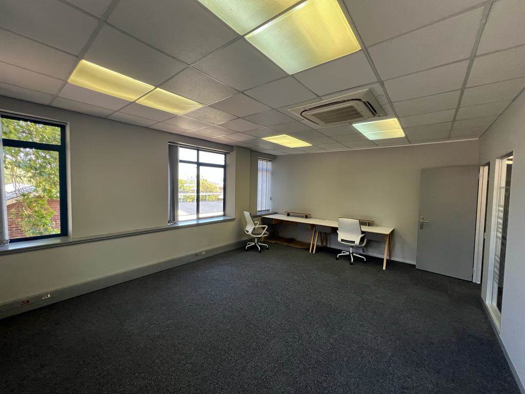 30  m² Commercial space in Rosebank photo number 12