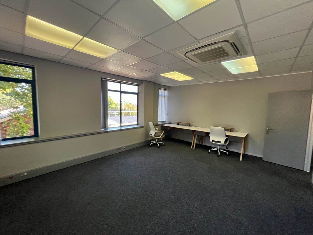 30  m² Commercial space in Rosebank photo number 16