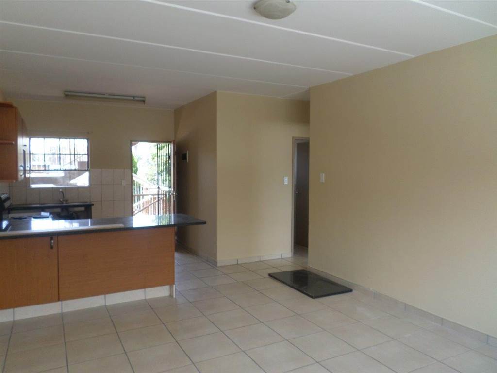 2 Bed Apartment in Elspark photo number 20