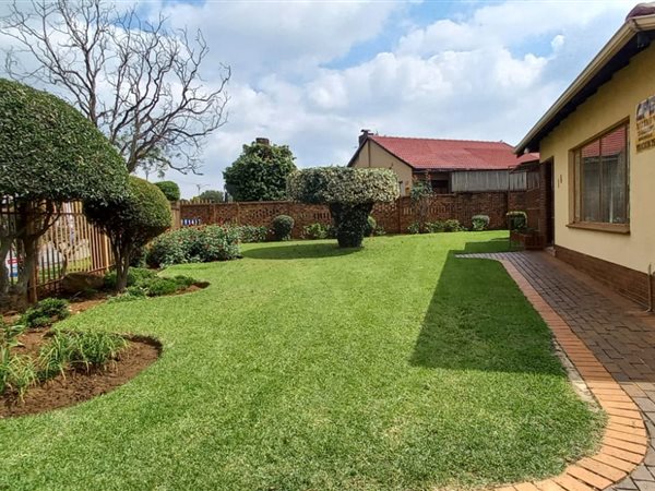 3 Bedroom House 3 Bedroom House
