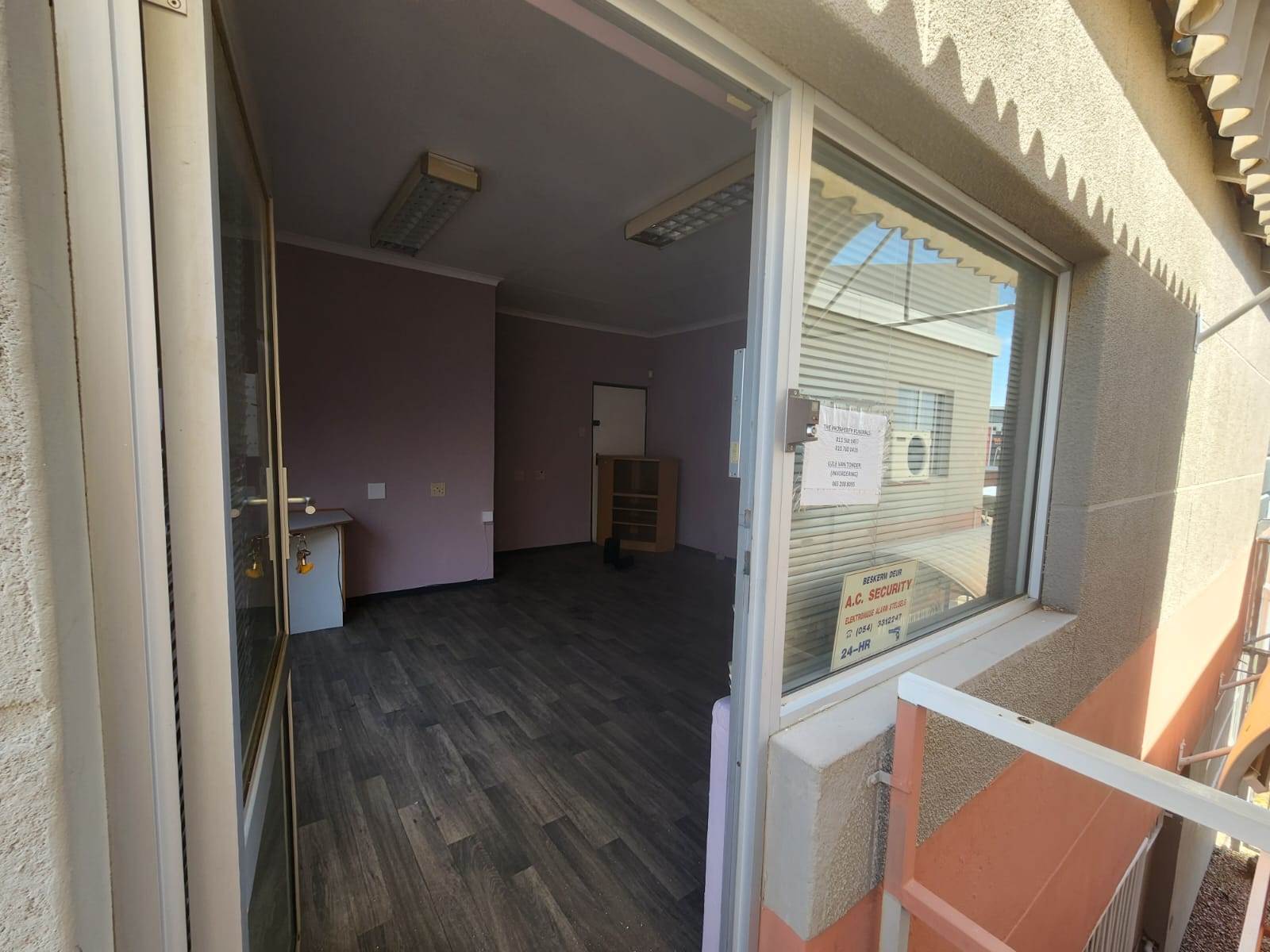 16  m² Commercial space in Upington photo number 3