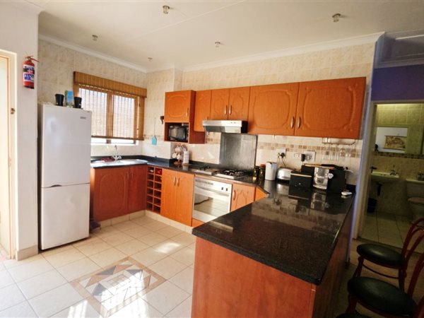 2 Bedroom Apartment 2 Bedroom Apartment
