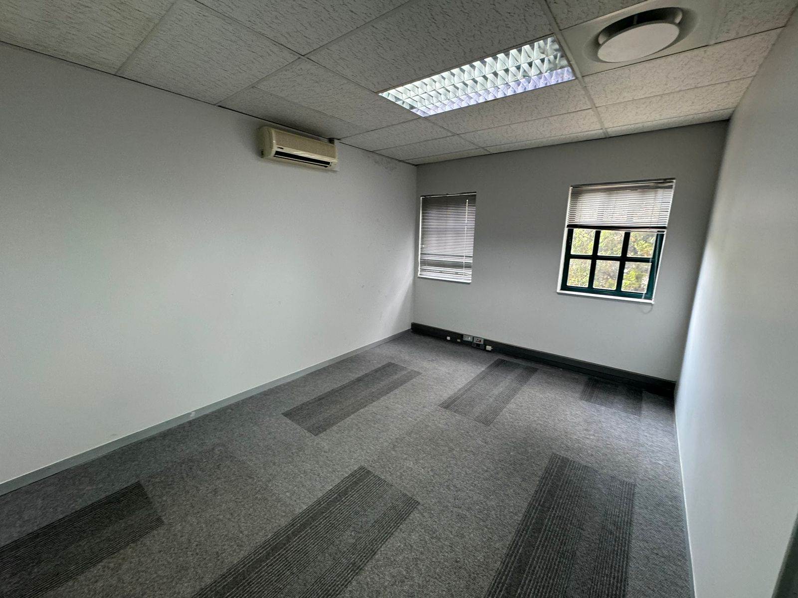 85.63  m² Commercial space in Sunninghill photo number 11