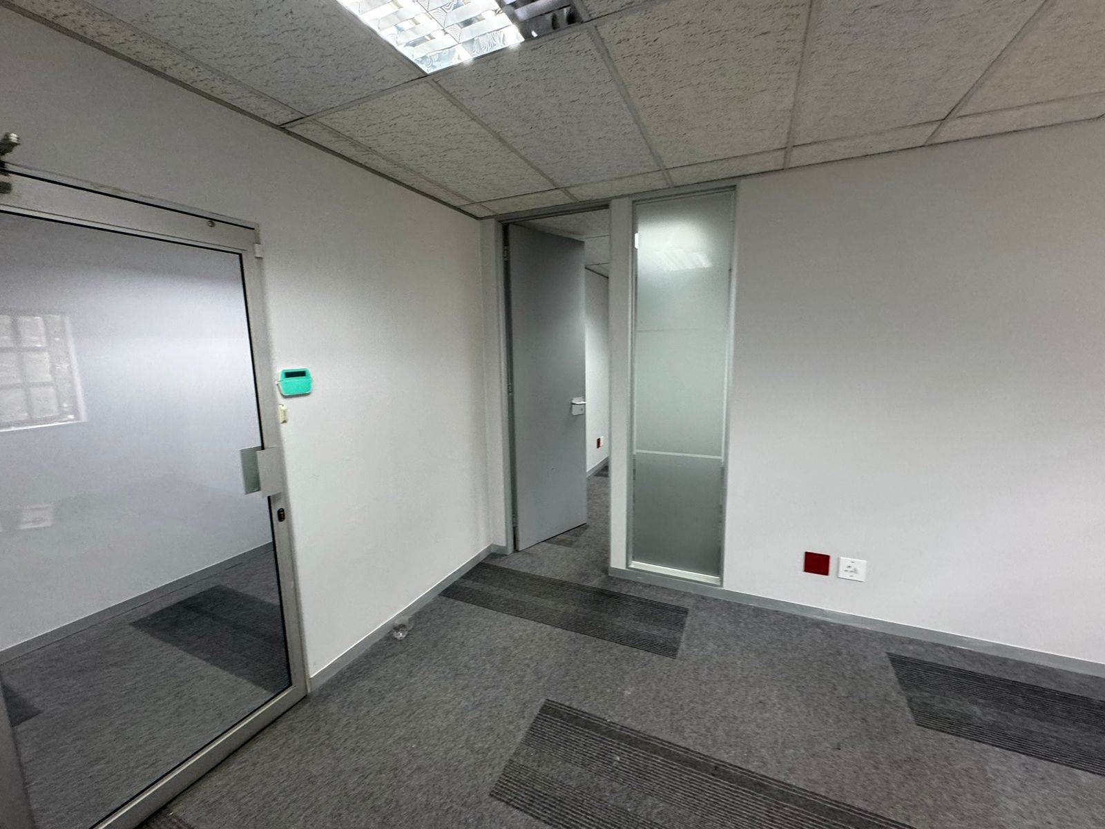85.63  m² Commercial space in Sunninghill photo number 13