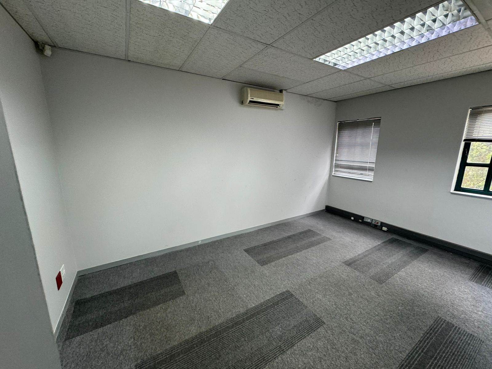 85.63  m² Commercial space in Sunninghill photo number 12