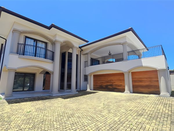 4 Bedroom House 4 Bedroom House