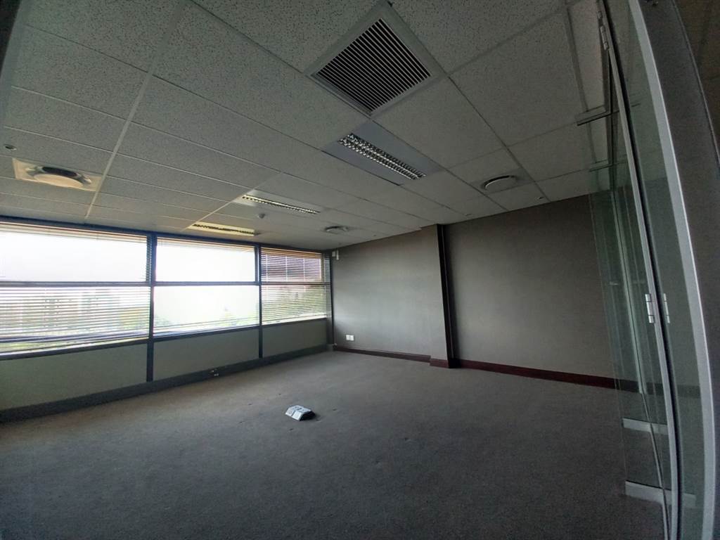 770  m² Office Space in Newlands photo number 7