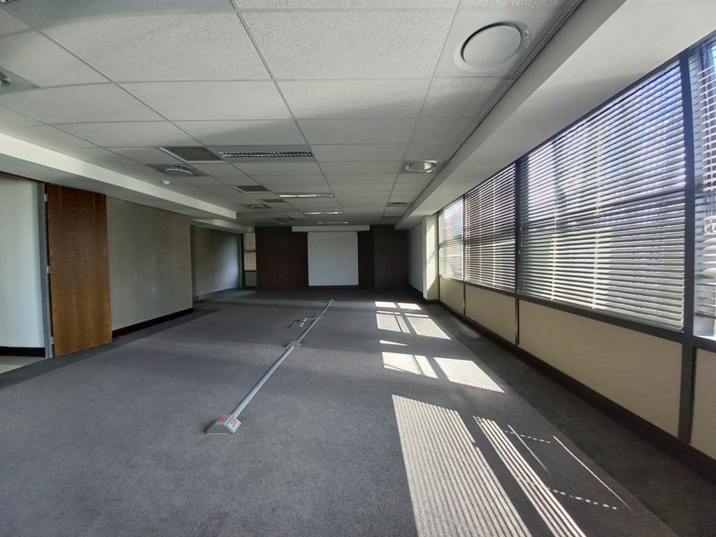 770  m² Office Space in Newlands photo number 13