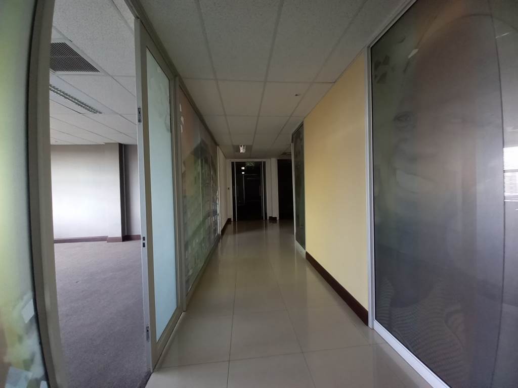 770  m² Office Space in Newlands photo number 9