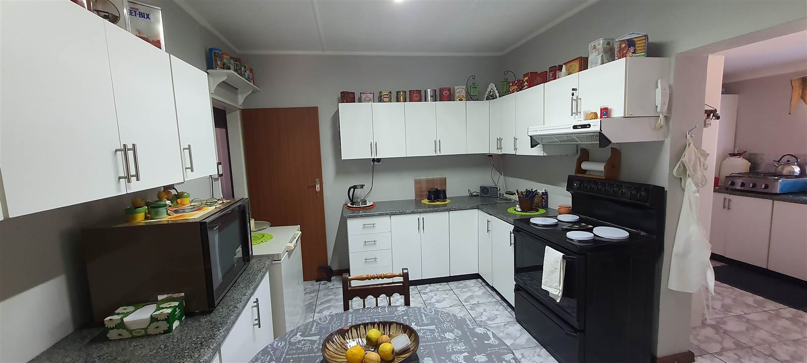 3 Bed House in Standerton Central photo number 2