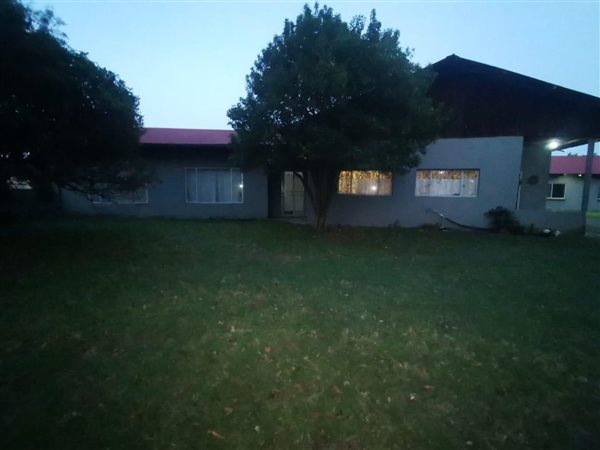 3 Bed House in Lochvaal