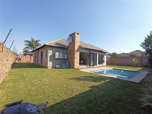 3 Bedroom House 3 Bedroom House