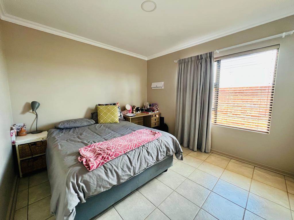 3 Bed Townhouse in Spitskop photo number 23