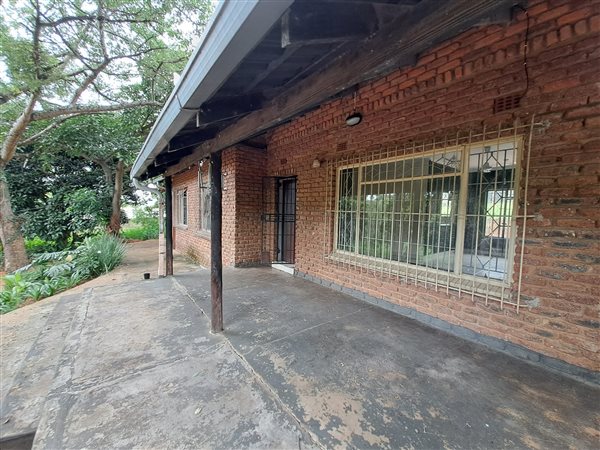 2 Bedroom House 2 Bedroom House