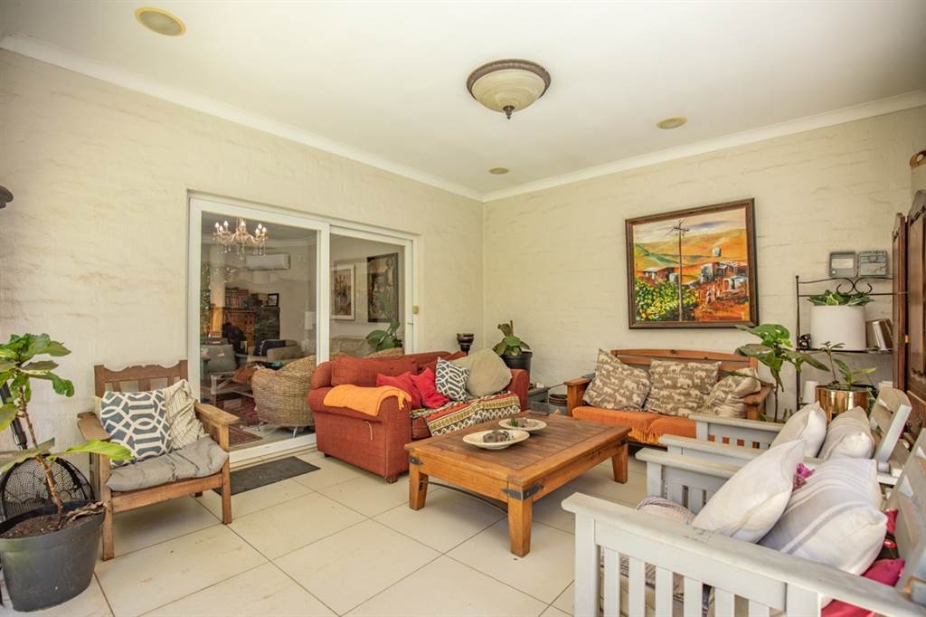 3 Bed House in Silver Lakes Golf Estate photo number 23