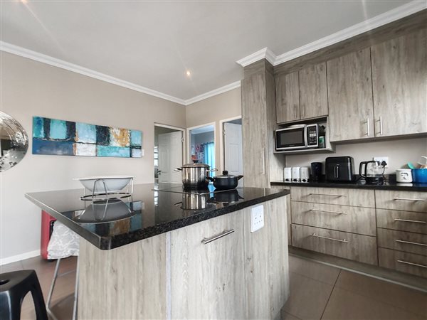 3 Bedroom Townhouse 3 Bedroom Townhouse