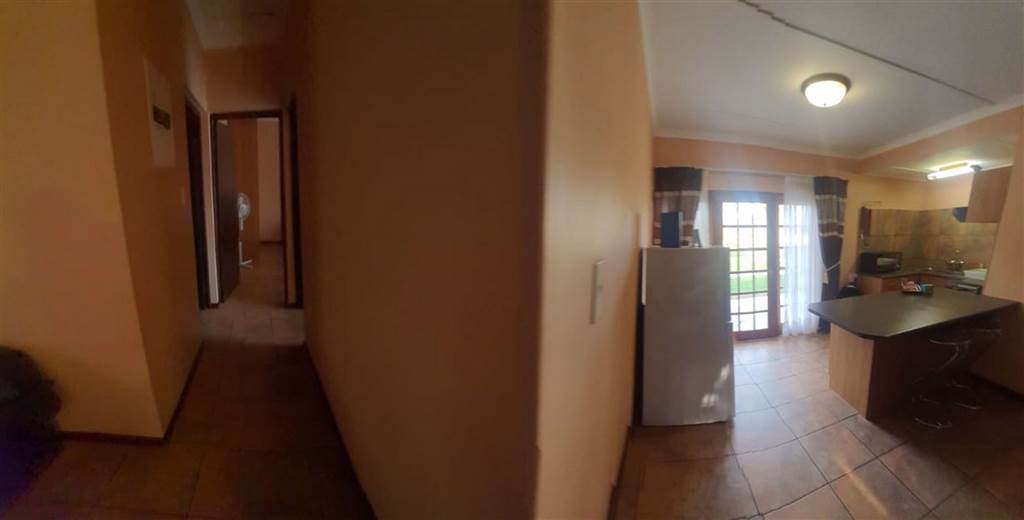 2 Bed House in Port Nolloth photo number 19