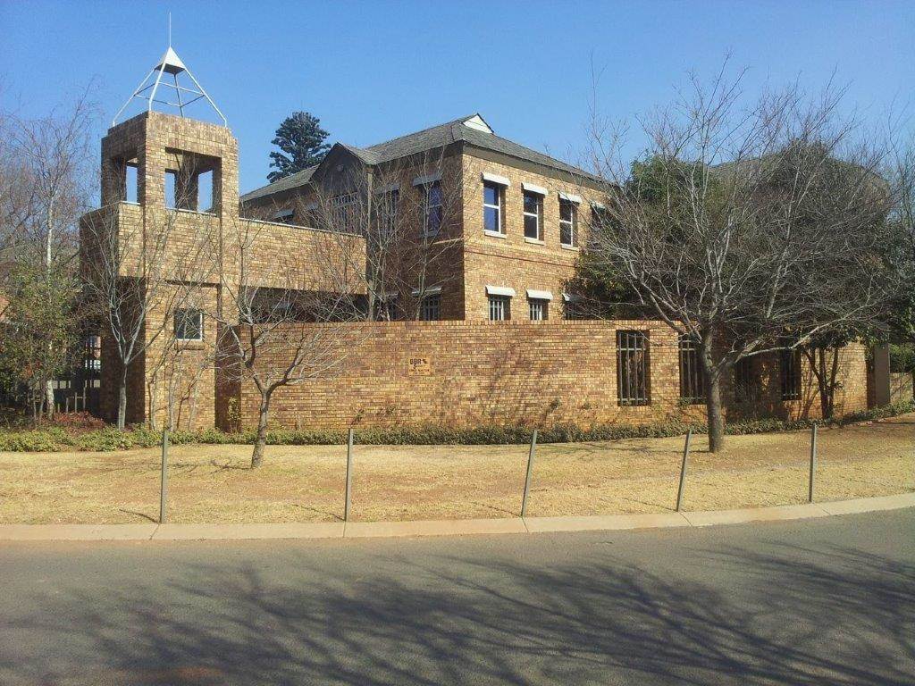 1700  m² Commercial space in Kleinfontein photo number 2