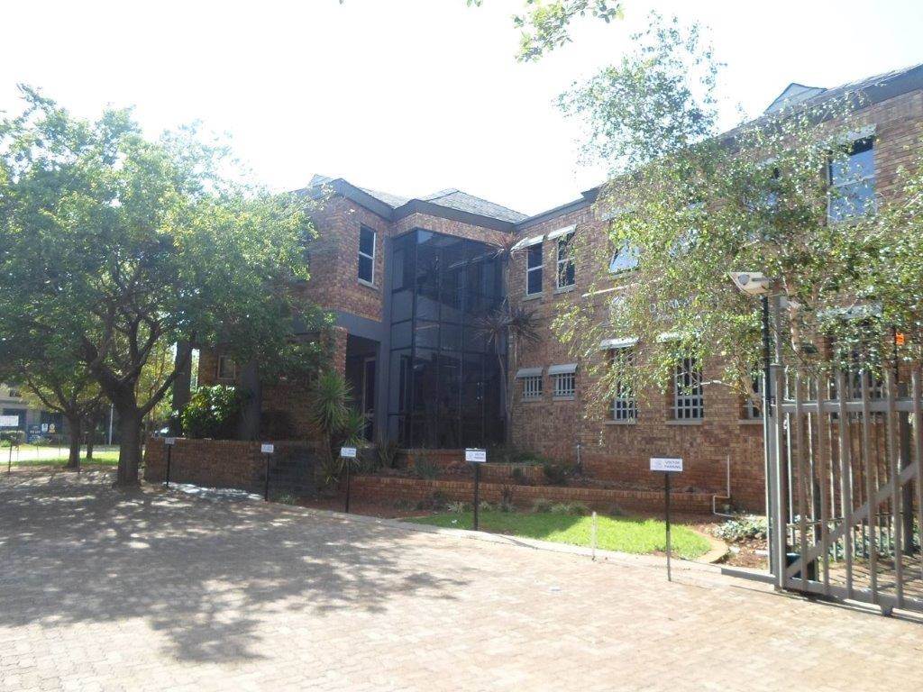 1700  m² Commercial space in Kleinfontein photo number 10