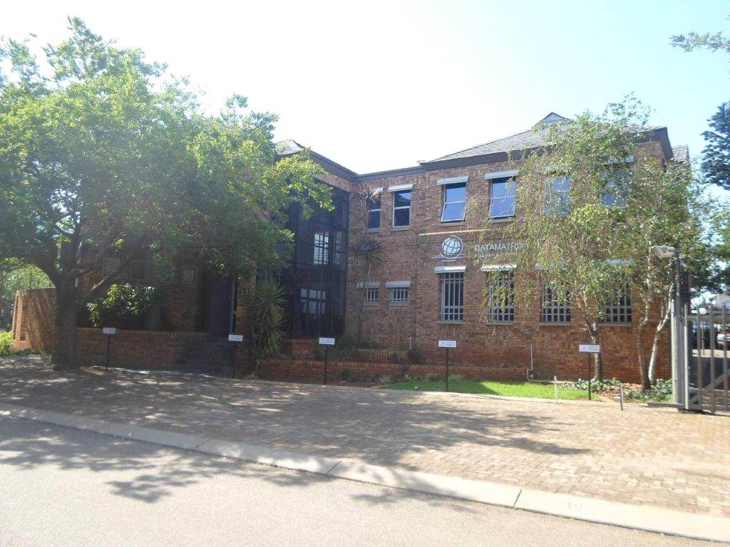 1700  m² Commercial space in Kleinfontein photo number 1