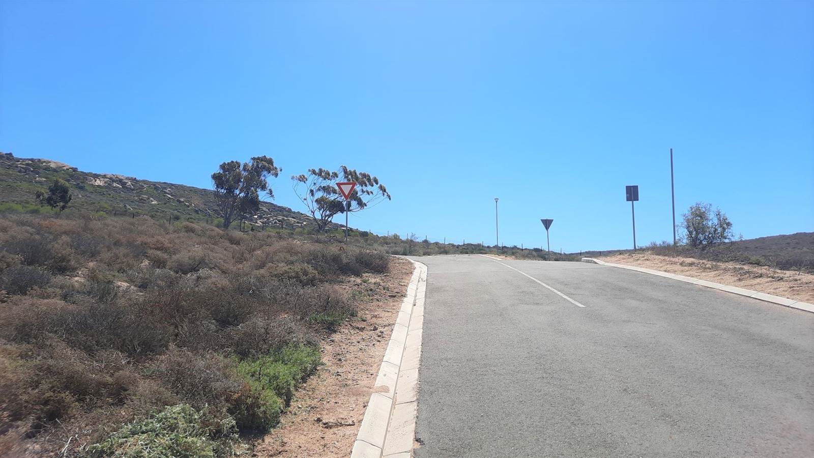 569 m² Land available in St Helena Views photo number 12