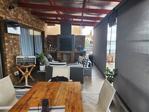 3 Bed House in Bronkhorstbaai