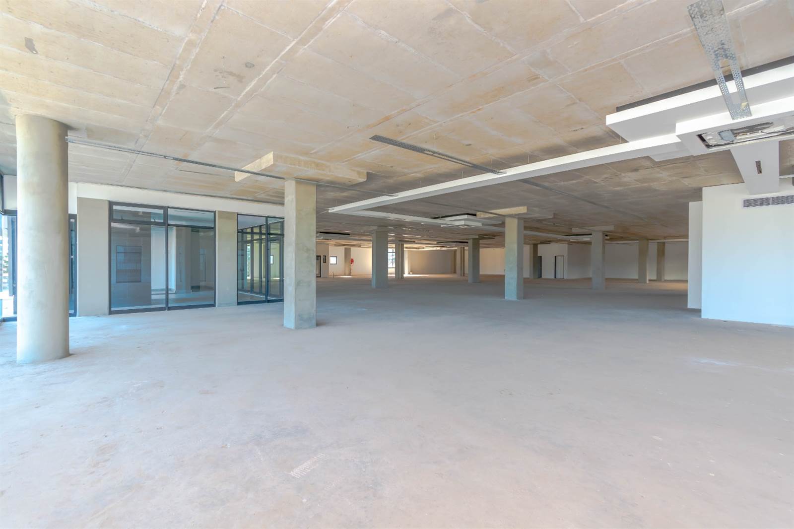 3999  m² Commercial space in Ballito Commercial District photo number 4