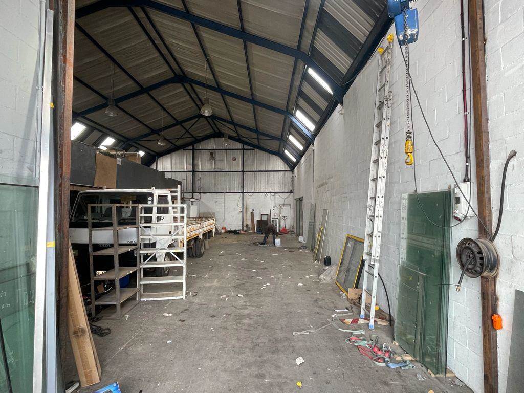350  m² Industrial space in Bellville Central photo number 6