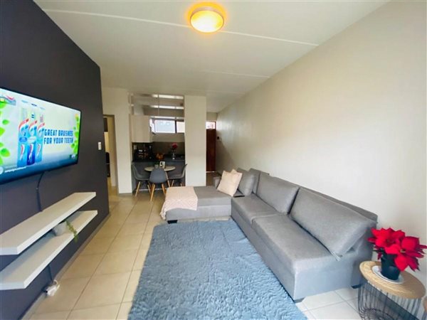 2 Bed Apartment in Rietvalleipark