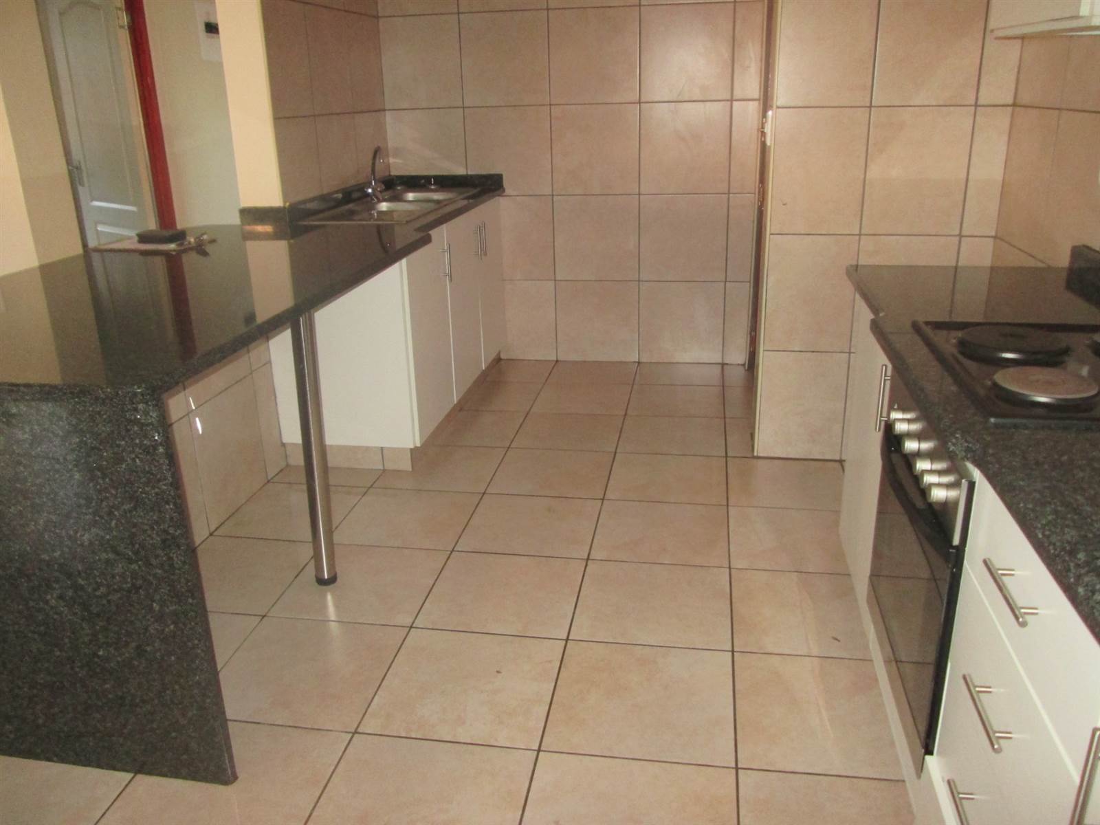 1 Bed Flat in Vryheid photo number 6