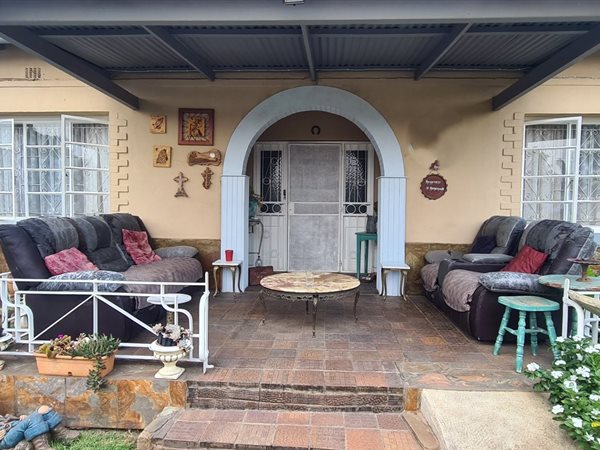2 Bed House in Geduld