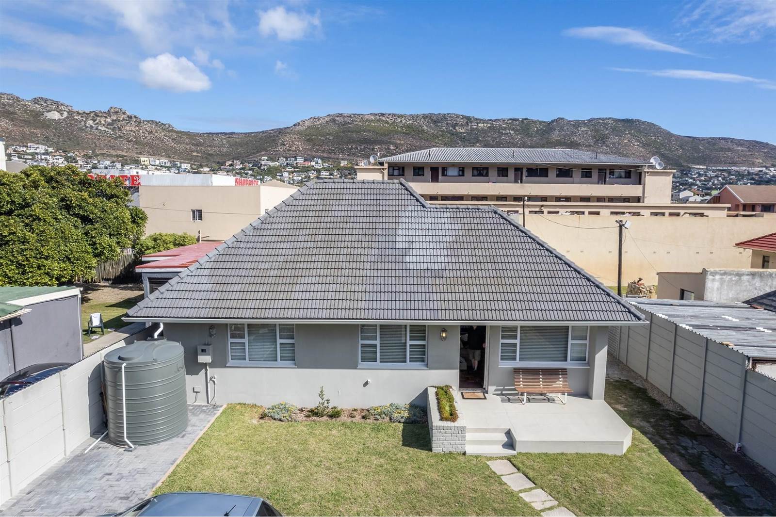 3 Bed House in Fish Hoek photo number 18