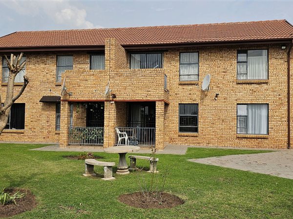 2 Bed Townhouse in Riversdale