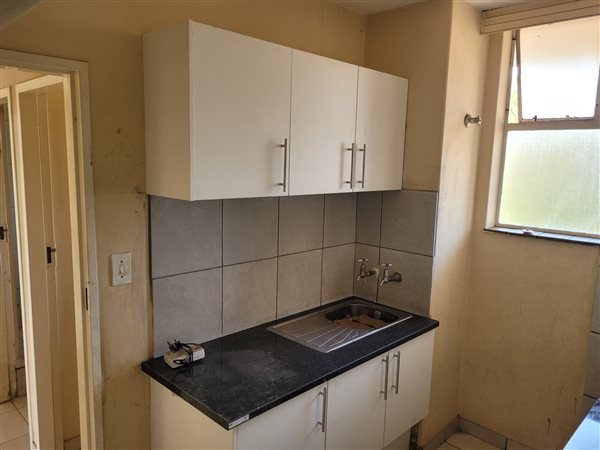 2 Bedroom Flat 2 Bedroom Flat