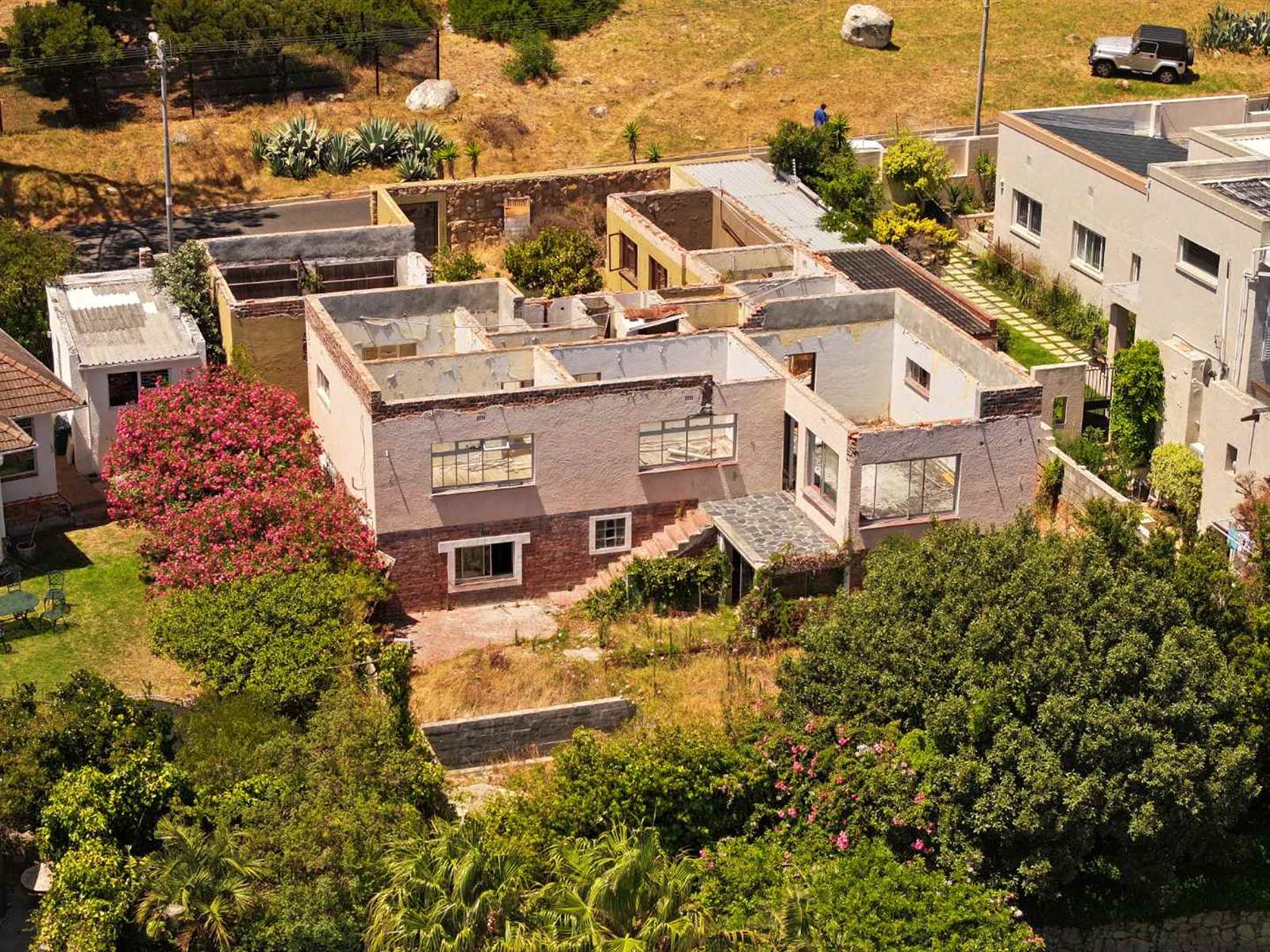 595 m² Land available in Camps Bay photo number 22