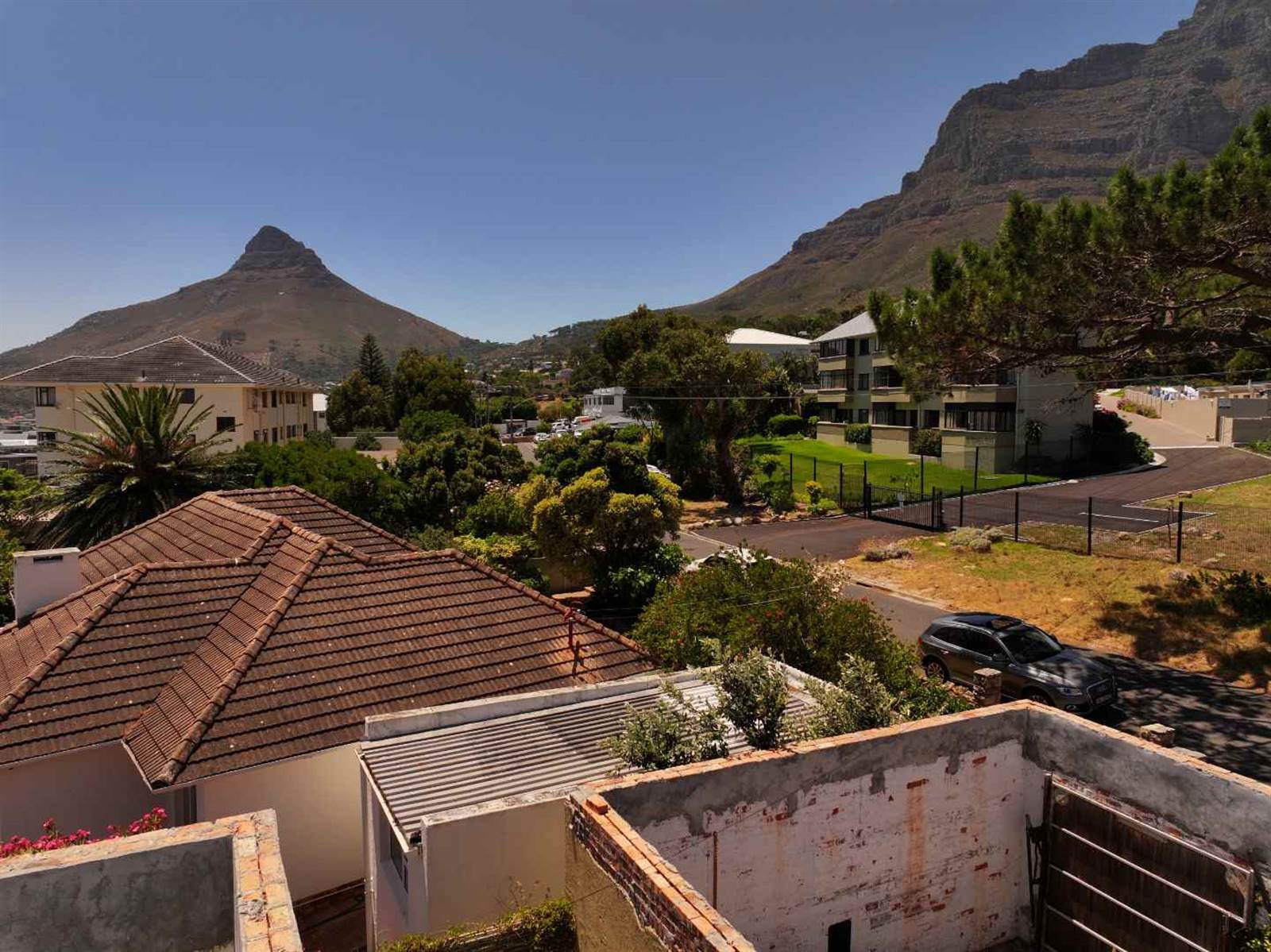 595 m² Land available in Camps Bay photo number 12
