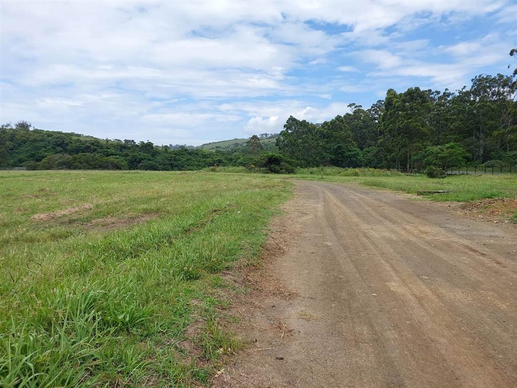 8730 m² Land available in Gonubie photo number 8