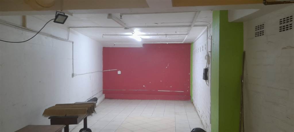 129  m² Commercial space in Durban CBD photo number 5