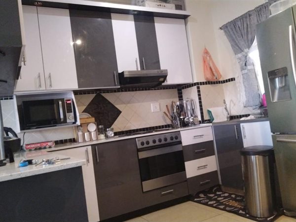 2 Bed Apartment in Parkside