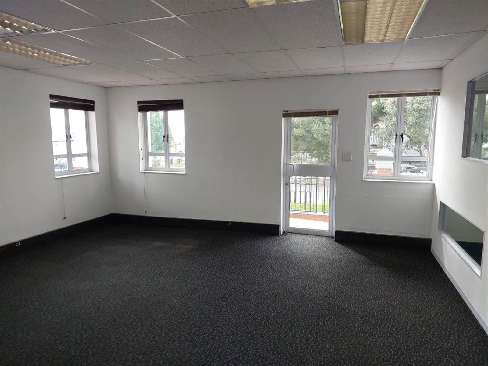 1224  m² Commercial space in Bryanston photo number 5