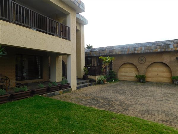 4 Bed House in La Lucia