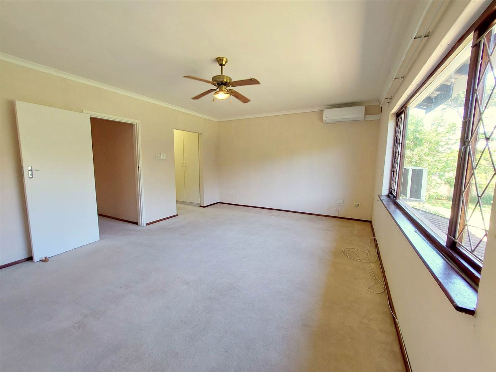 3 Bed Townhouse in Ballito photo number 11