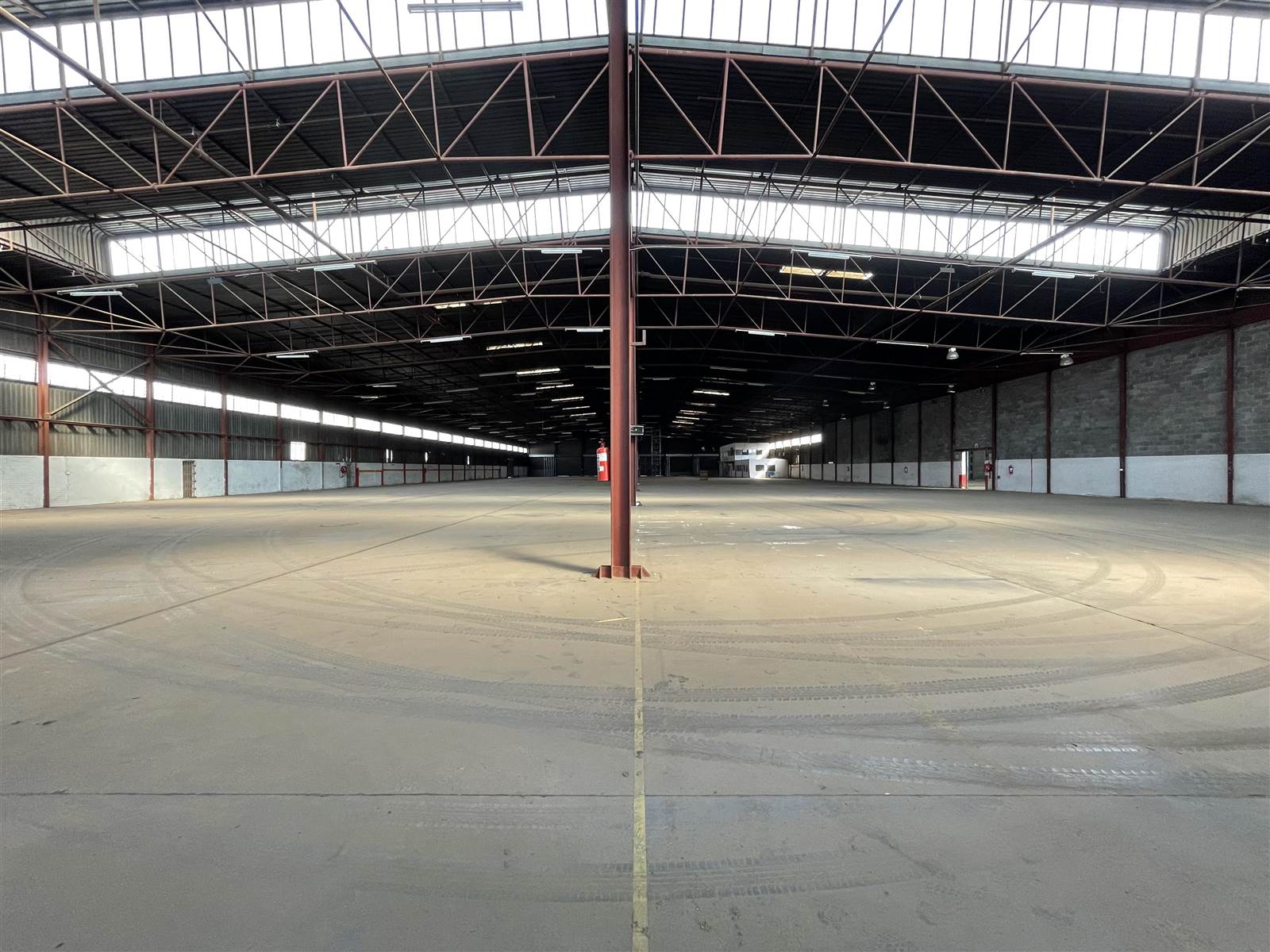 9758  m² Industrial space in Heriotdale photo number 10