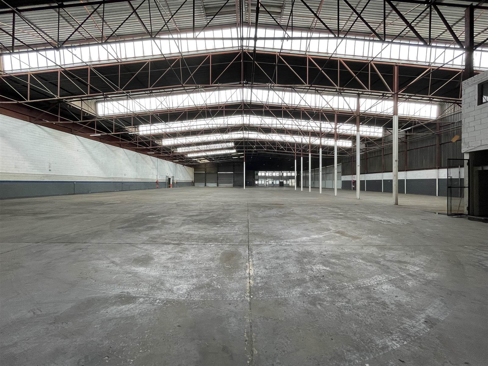 9758  m² Industrial space in Heriotdale photo number 1